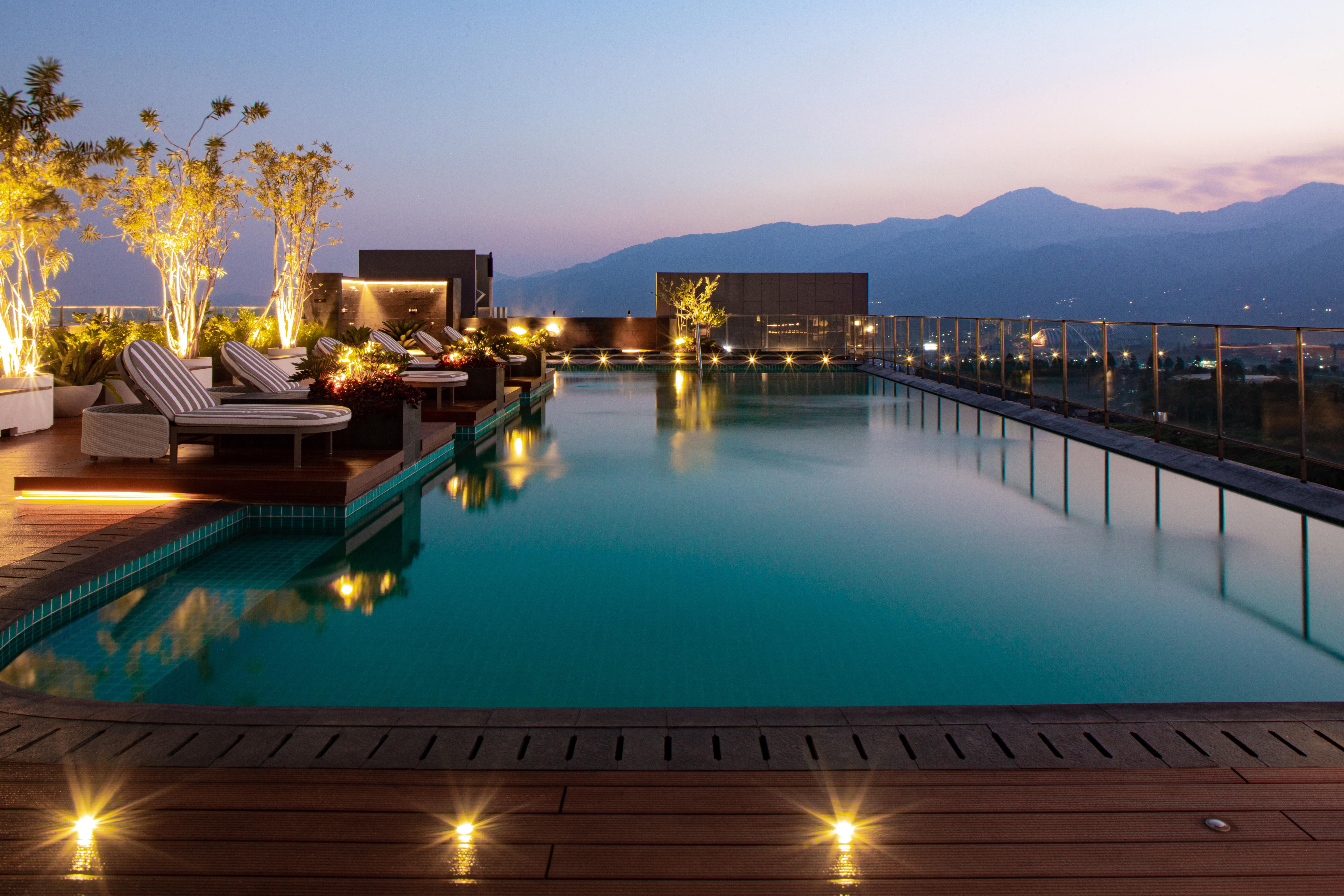 The Botanica Sanctuary Hotel Puncak Luaran gambar The Park, Hyderabad
